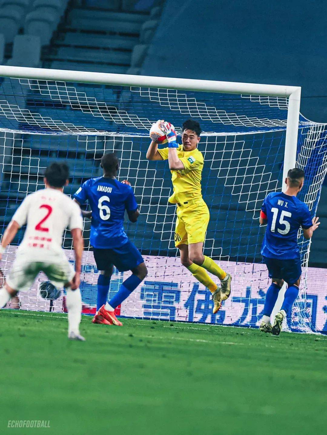 jinnianhui-转会期突围战来临，上海申花围绕亚冠状态回暖，震撼外界，资深球员宣示担当